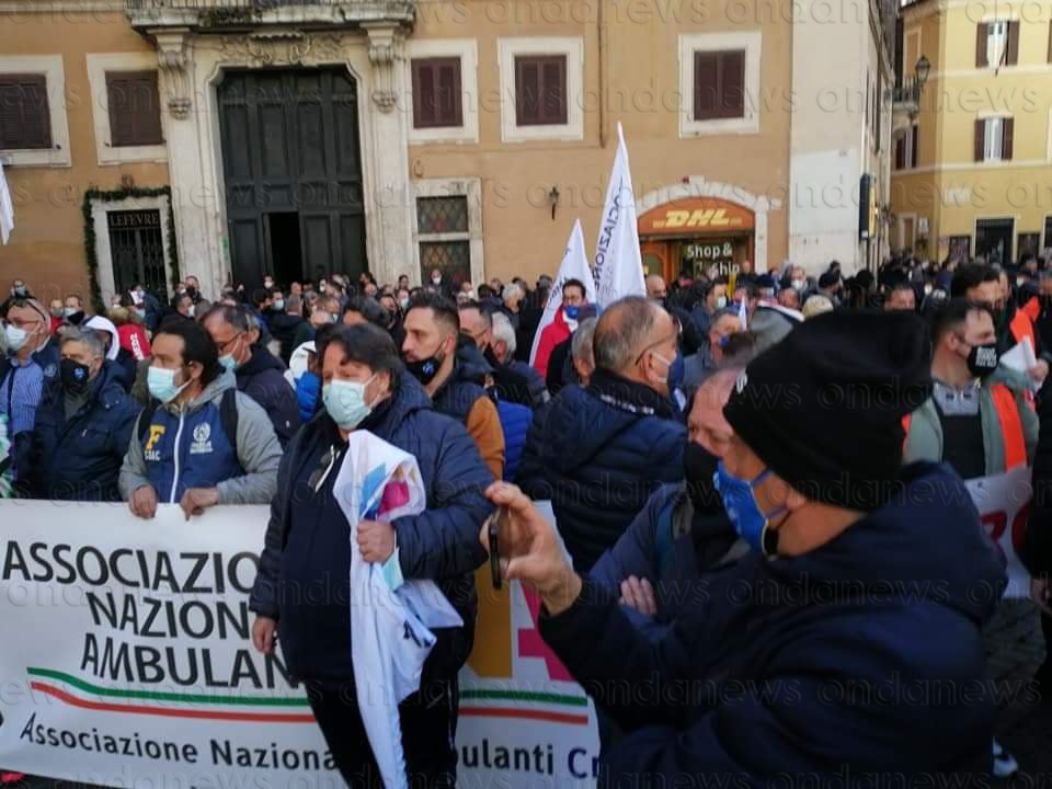 20210306ProtestaAmbulanti