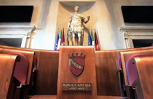 20210312CaosAulaGiulioCesare